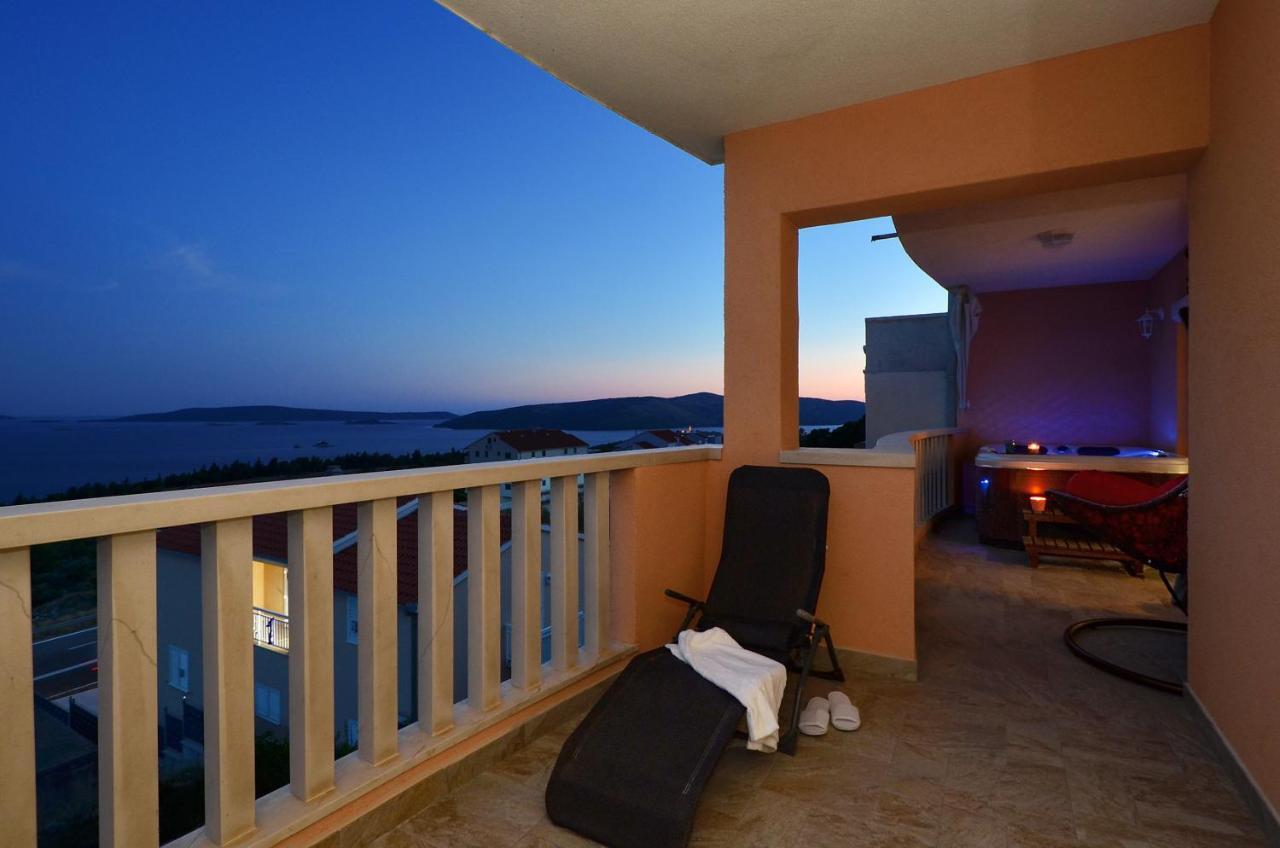 Apartment Elza Trogir Bagian luar foto